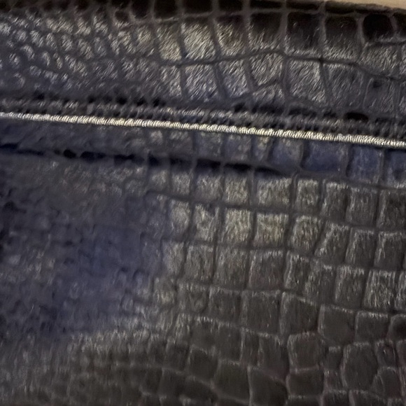 Elegant Black Calf Hair Crocodile-Embossed Handbag by Talbots - Picture 5 of 12